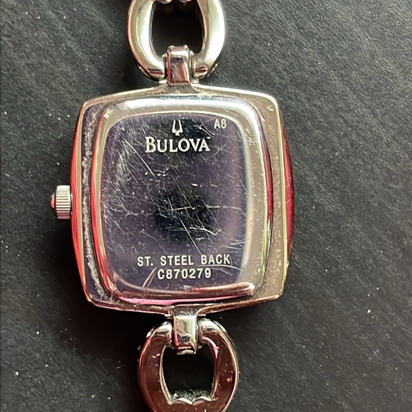 Vintage Bulova Watch - Picture 5 of 7